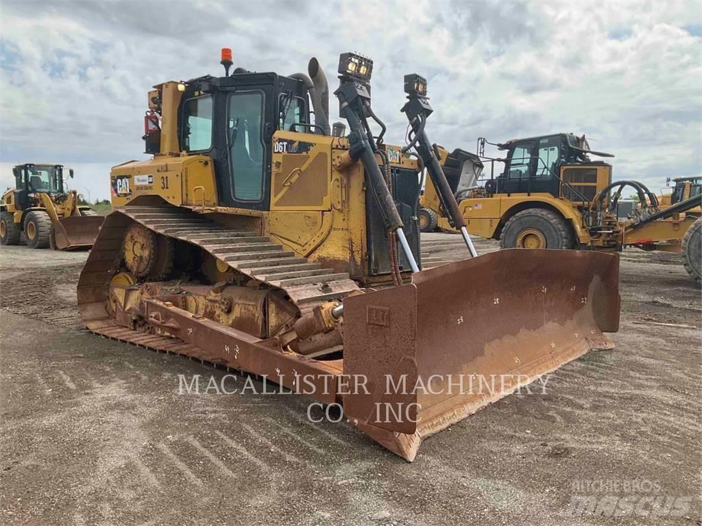 CAT D6T Buldožerji goseničarji