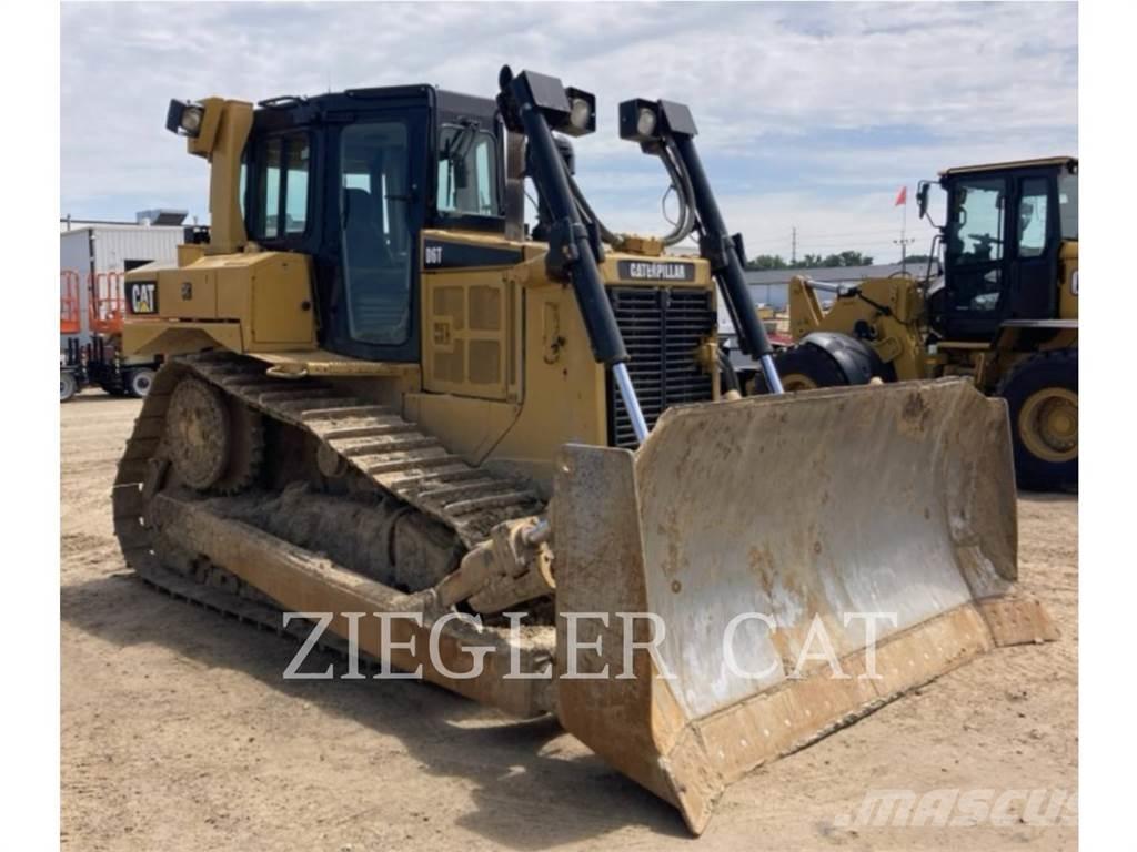 CAT D6T Buldožerji goseničarji