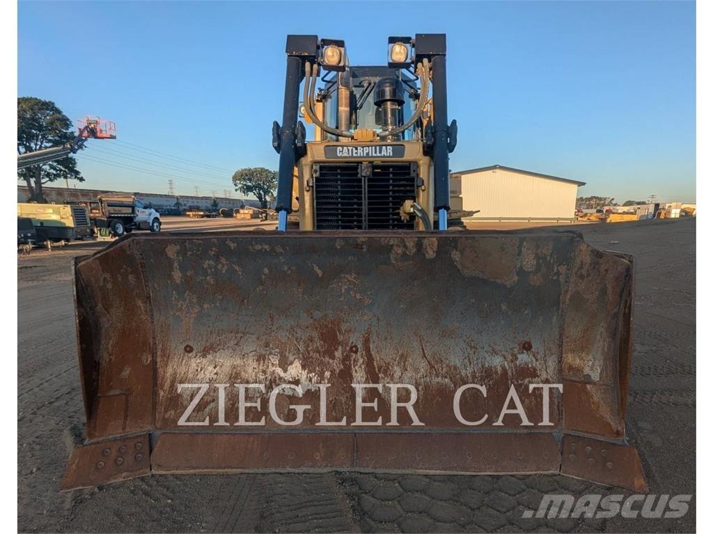 CAT D6T Buldožerji goseničarji