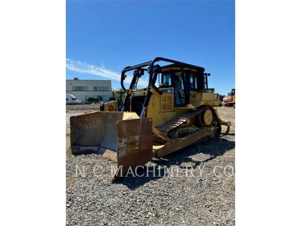 CAT D6T Buldožerji goseničarji
