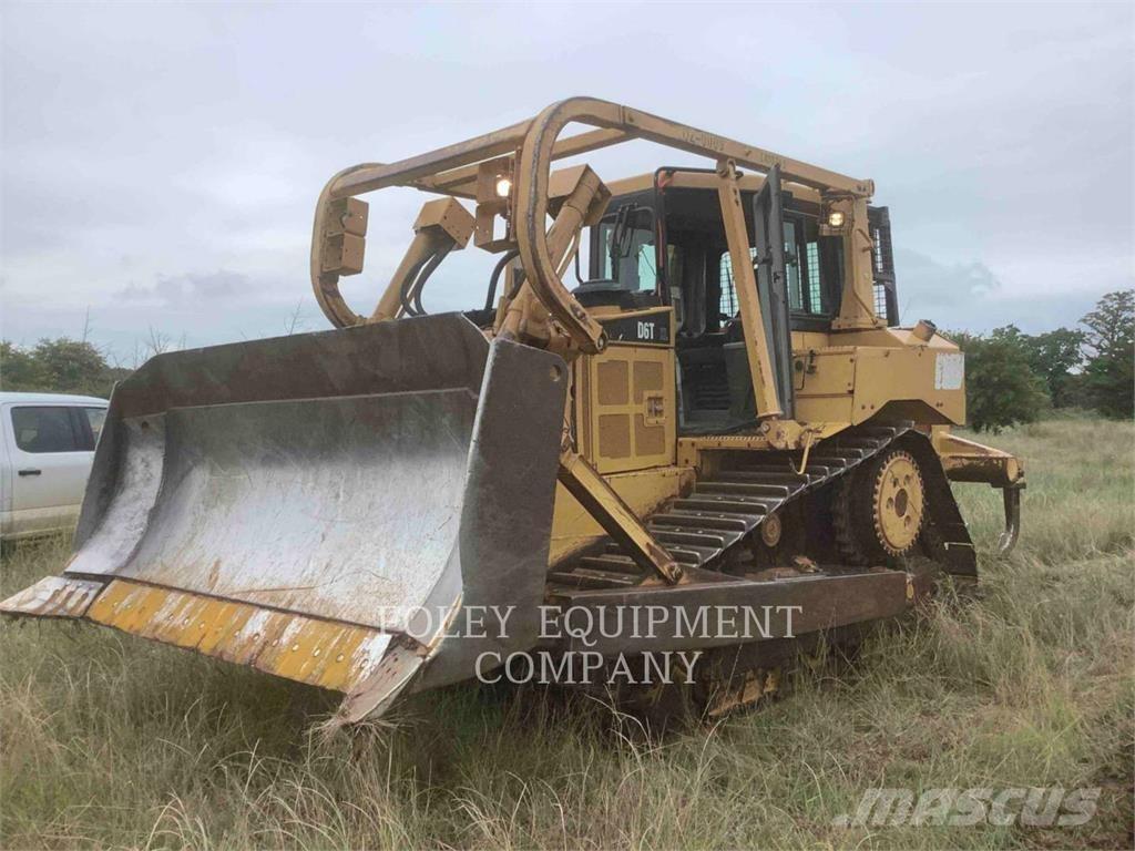 CAT D6T Buldožerji goseničarji