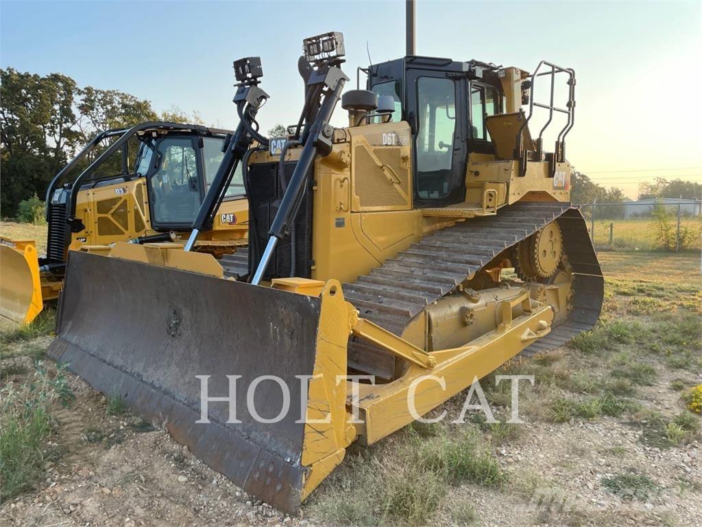 CAT D6T Buldožerji goseničarji