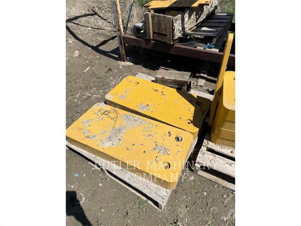 CAT D6T COUNTERWEIGHTS Gradbeništvo - drugo