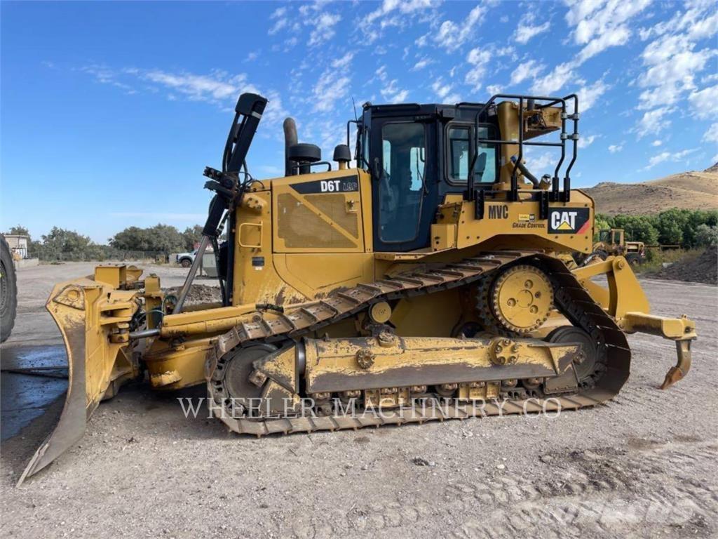 CAT D6T LGP VP Buldožerji goseničarji