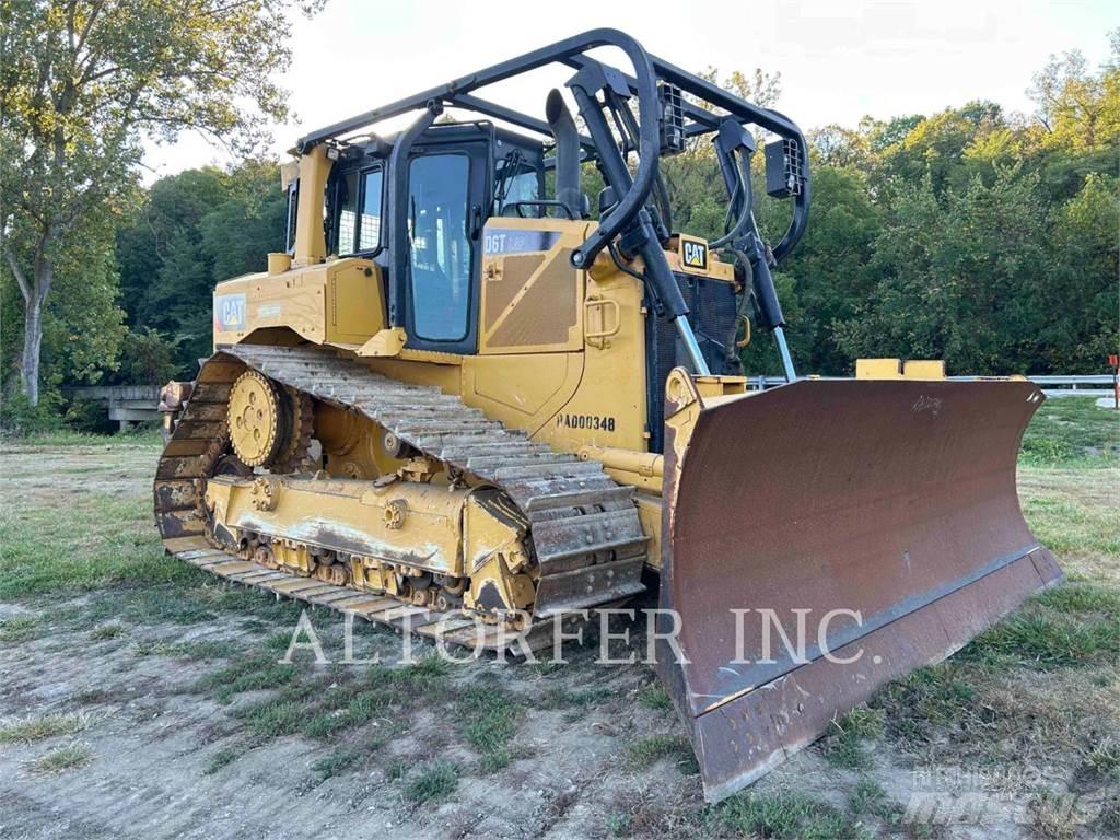CAT D6T LGPPAT Buldožerji goseničarji