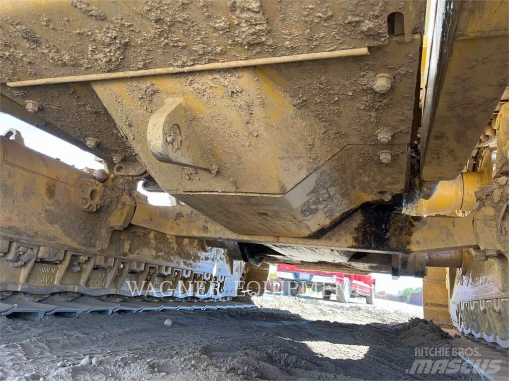 CAT D6T LGPVPT Buldožerji goseničarji