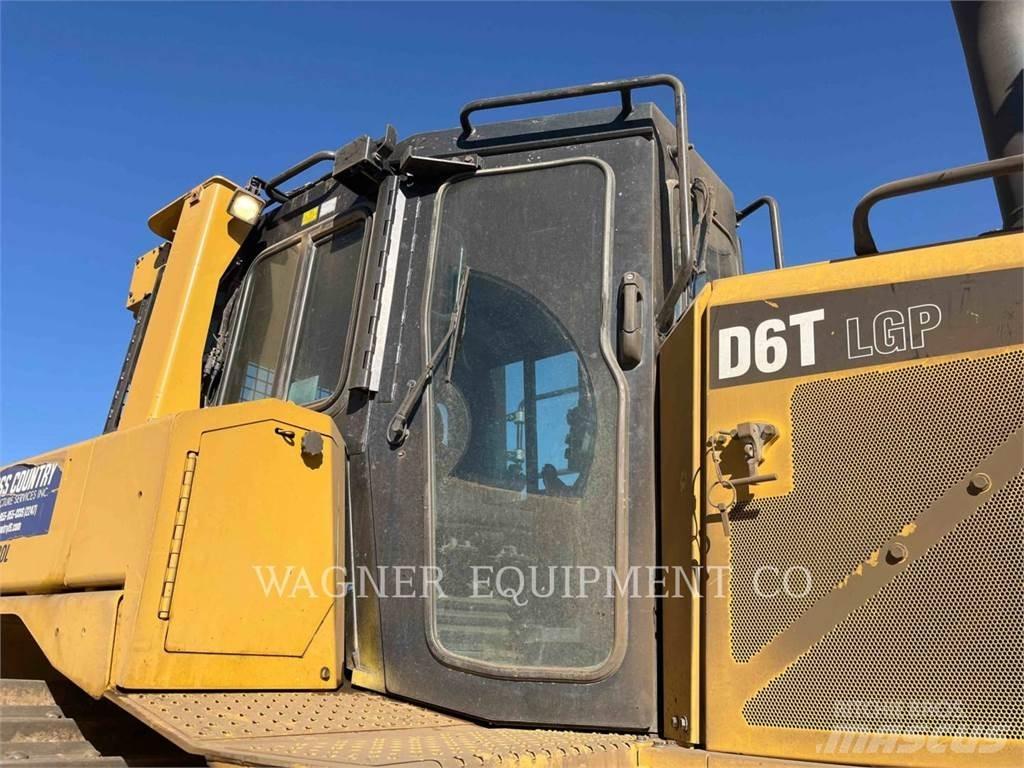 CAT D6T LGPVPT Buldožerji goseničarji