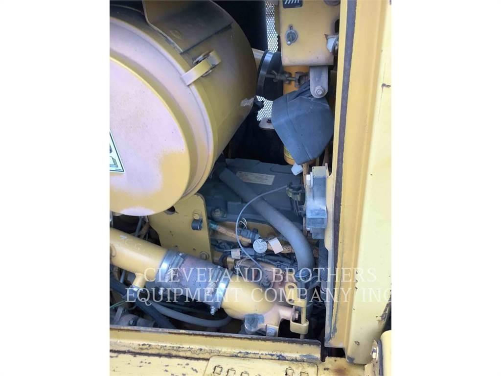 CAT D6T XW Buldožerji goseničarji