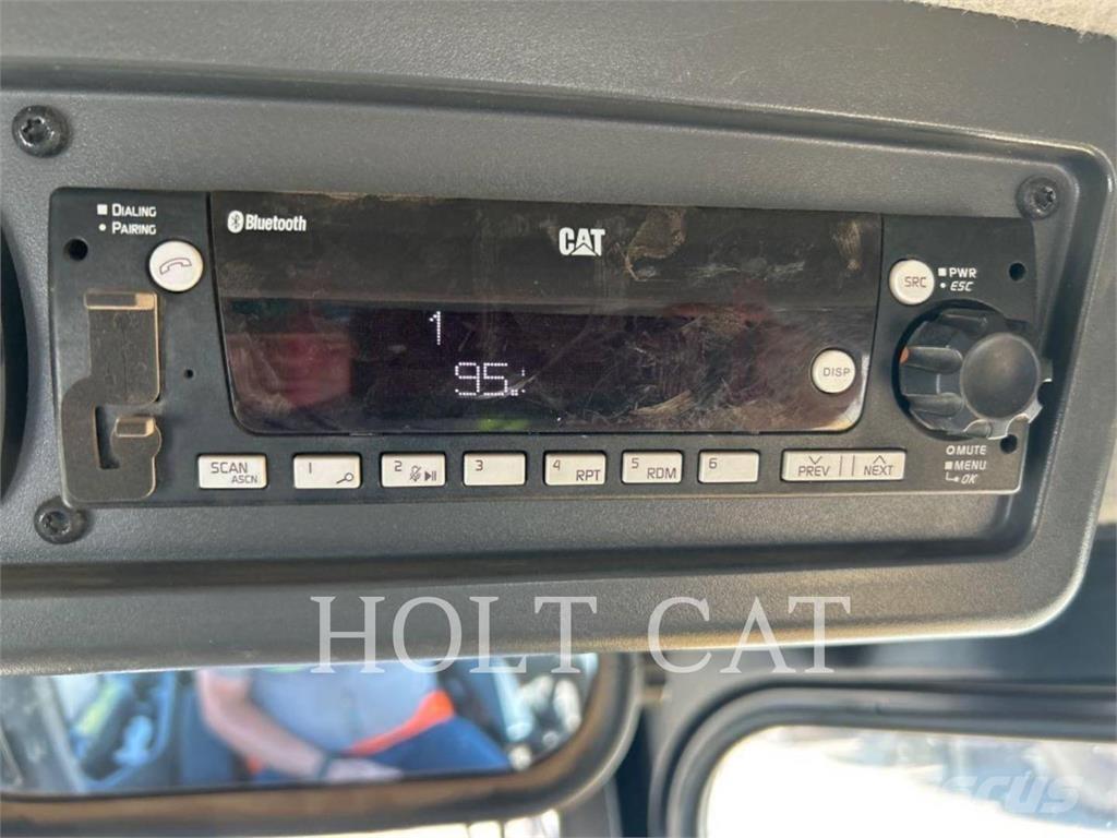 CAT D6XELGPVP3 Buldožerji goseničarji