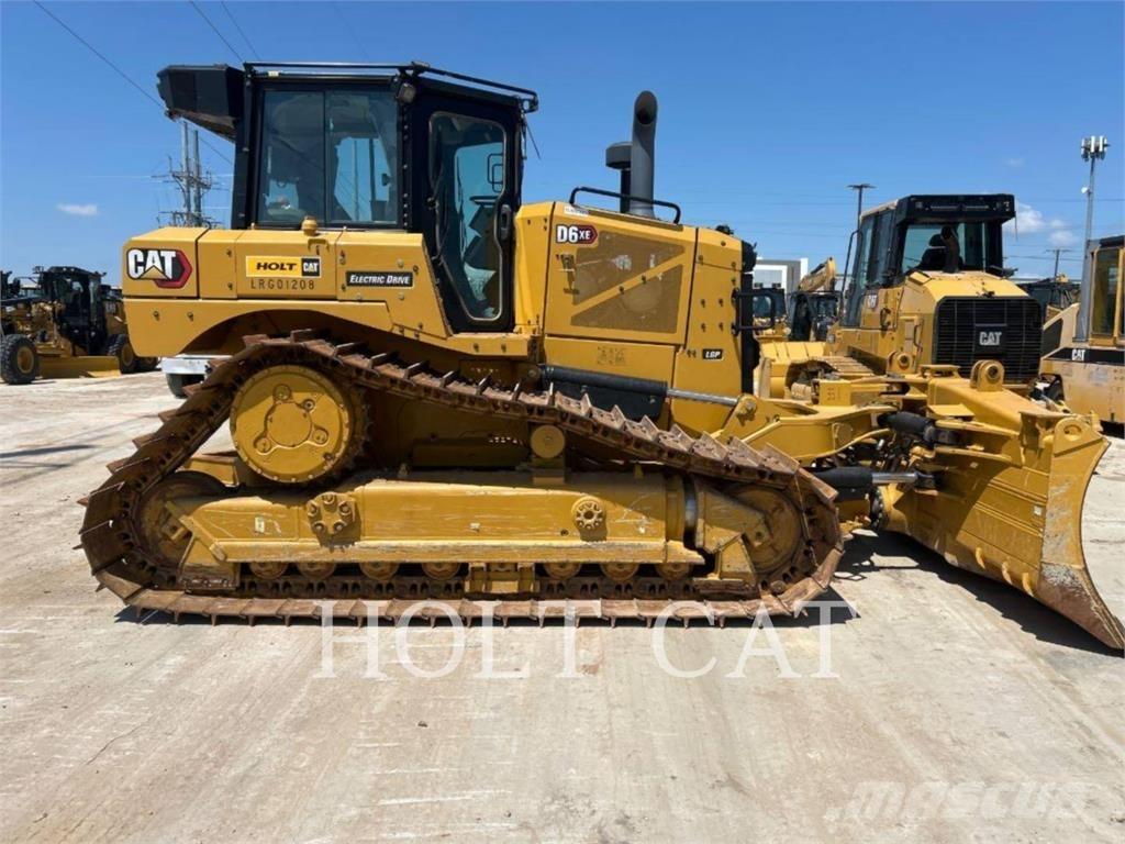 CAT D6XELGPVP3 Buldožerji goseničarji