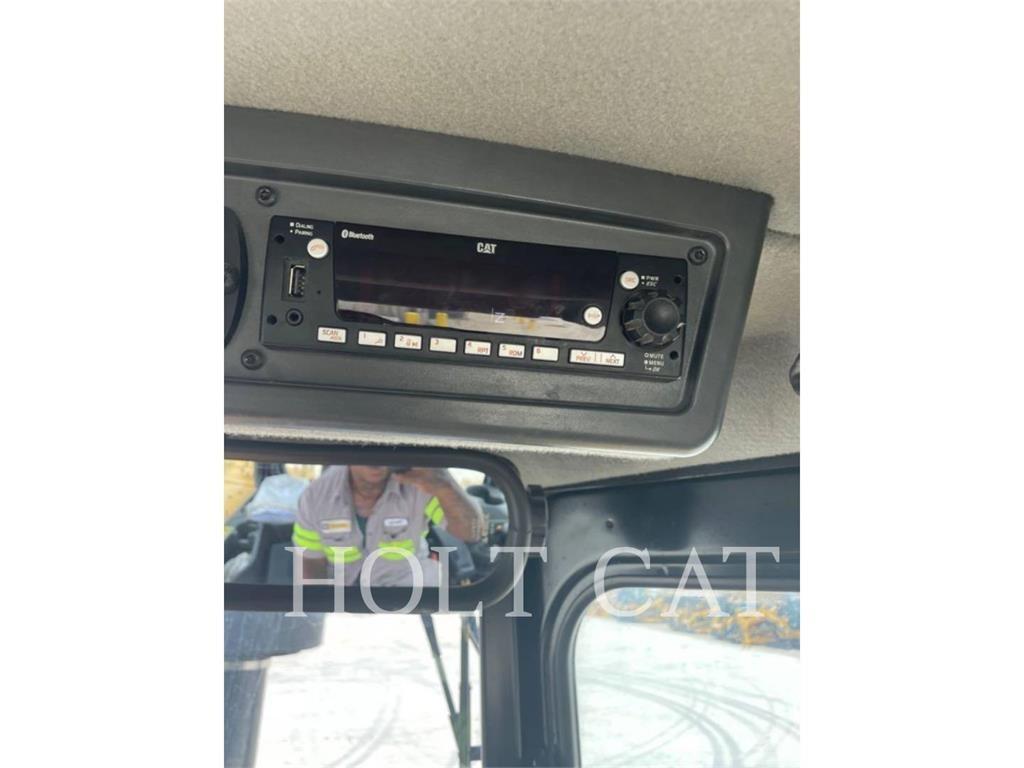 CAT D6XELGPVP3 Buldožerji goseničarji