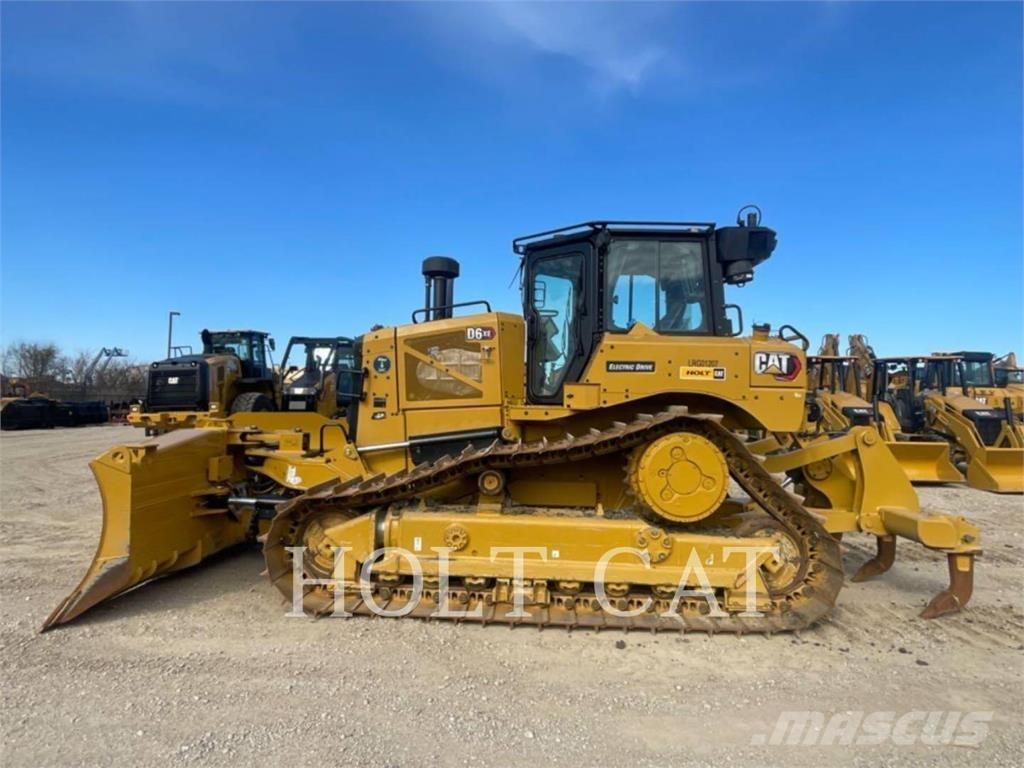 CAT D6XELGPVP3 Buldožerji goseničarji