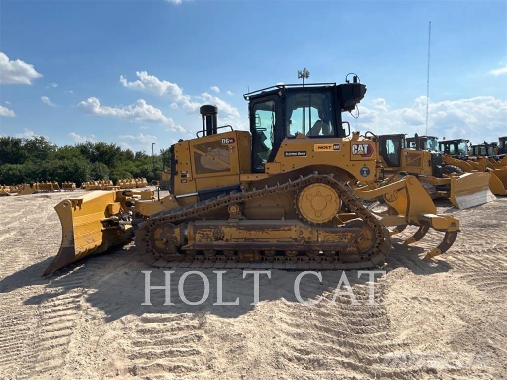 CAT D6XELGPVP3 Buldožerji goseničarji