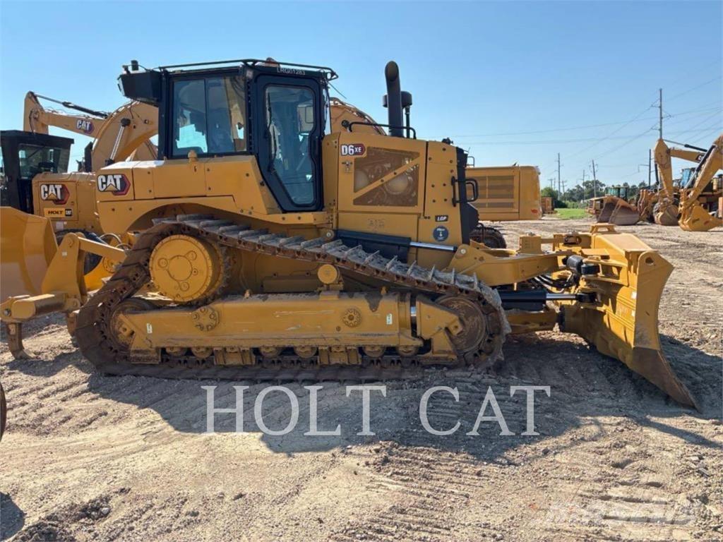 CAT D6XELGPVP3 Kolesni nakladalci