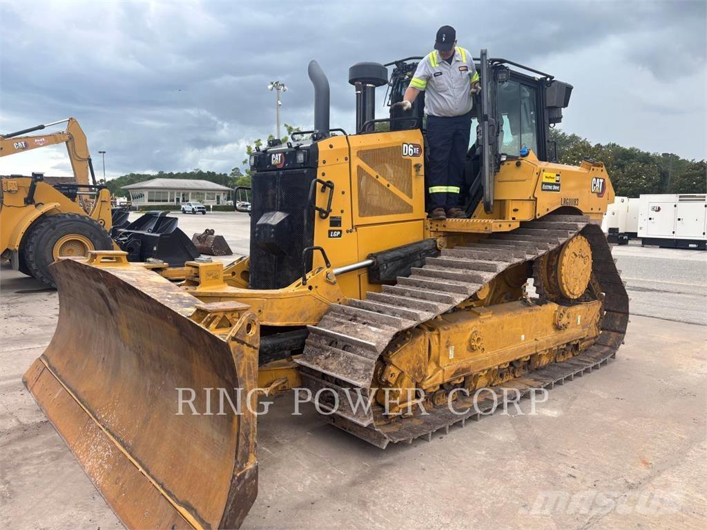 CAT D6XEVPAT Buldožerji goseničarji