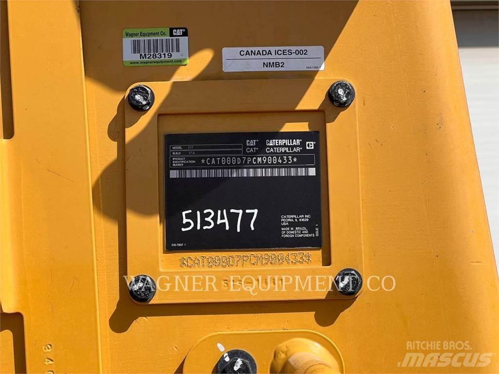 CAT D7 Buldožerji goseničarji