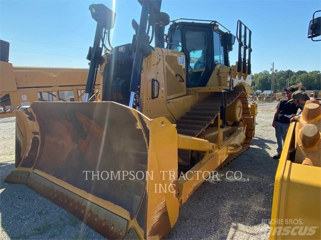 CAT D7 Buldožerji goseničarji