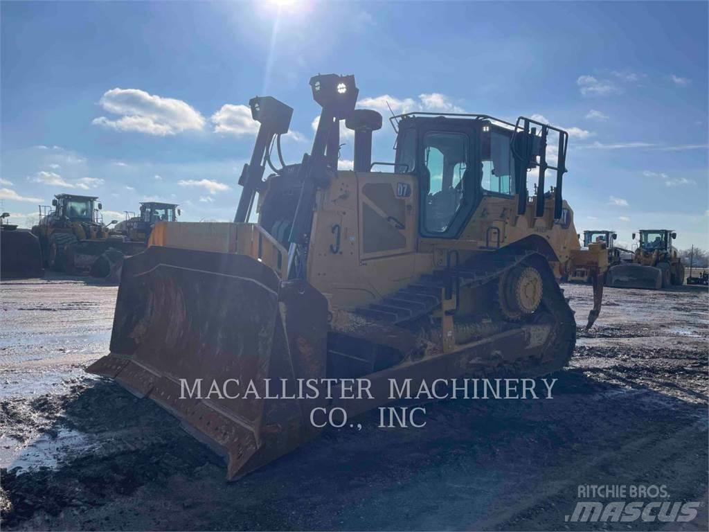 CAT D7 Buldožerji goseničarji