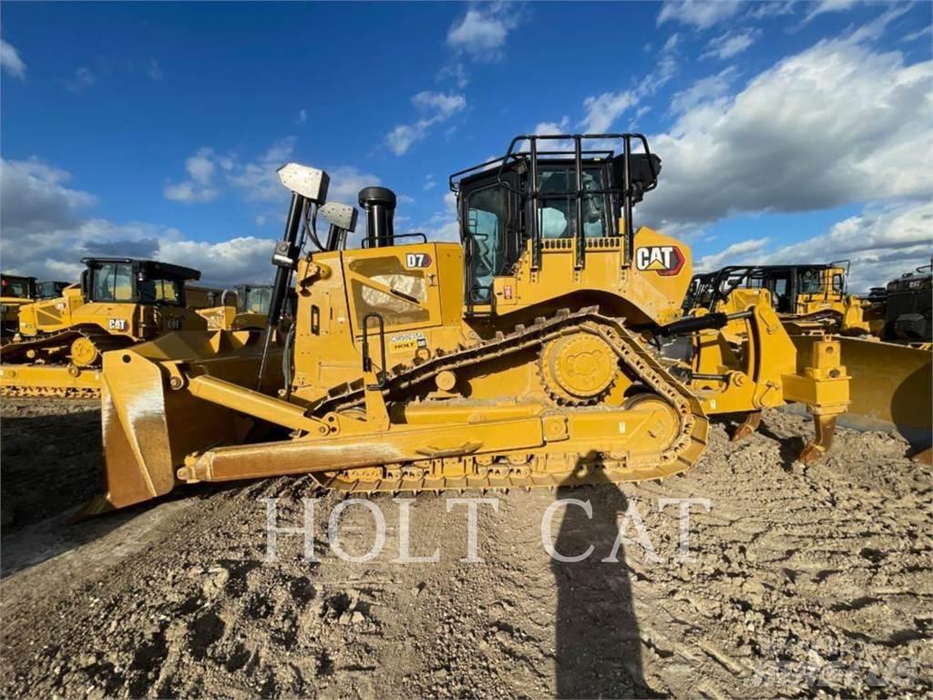 CAT D7 Buldožerji goseničarji