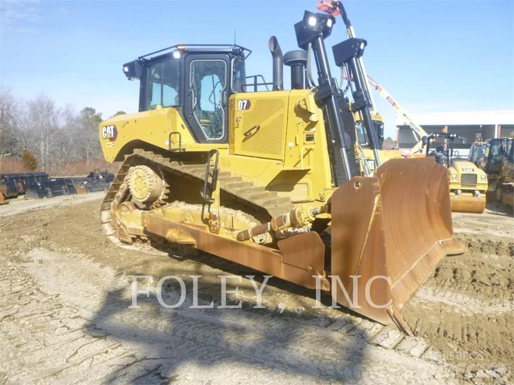 CAT D7-17 Buldožerji goseničarji