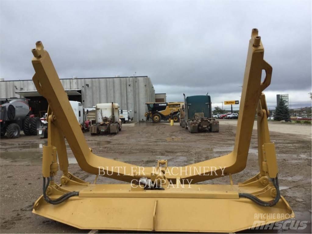 CAT D7E A BLADE Deske / noži