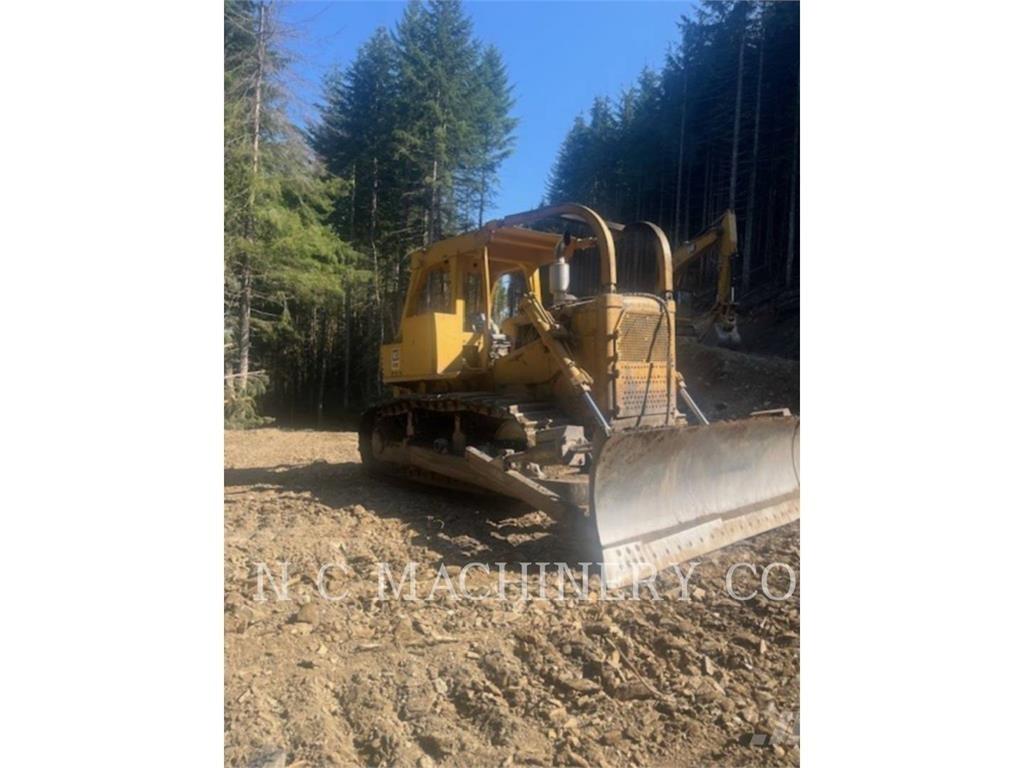 CAT D7G Buldožerji goseničarji