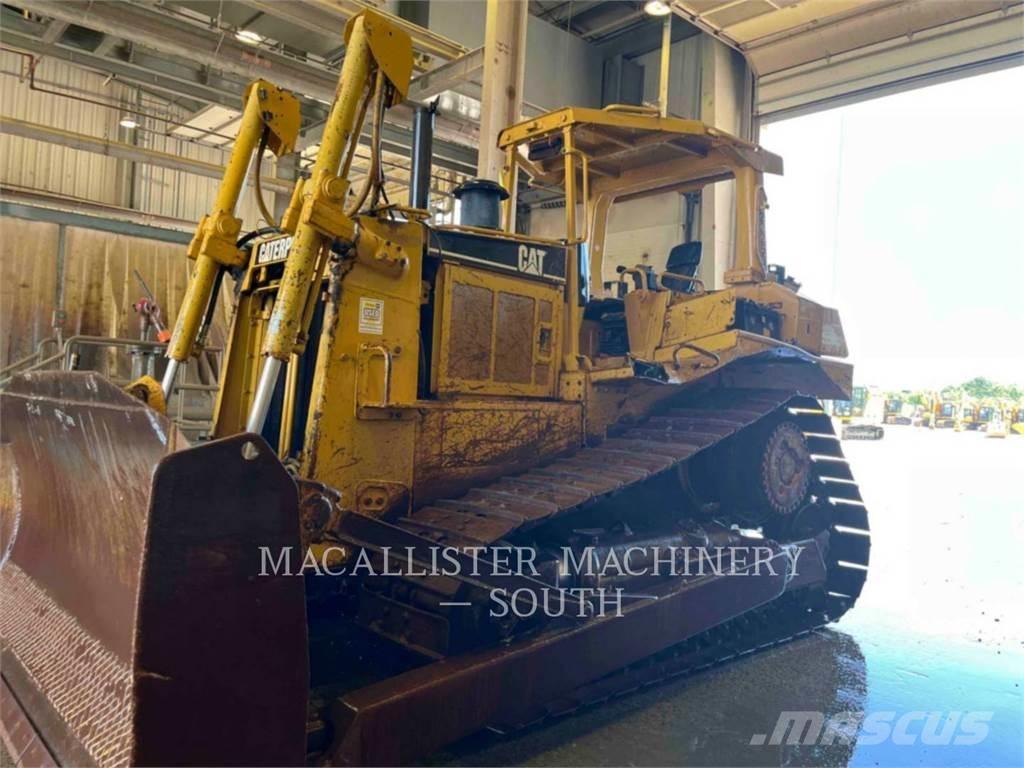 CAT D7R Buldožerji goseničarji