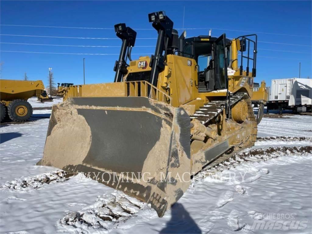 CAT D8 Buldožerji goseničarji