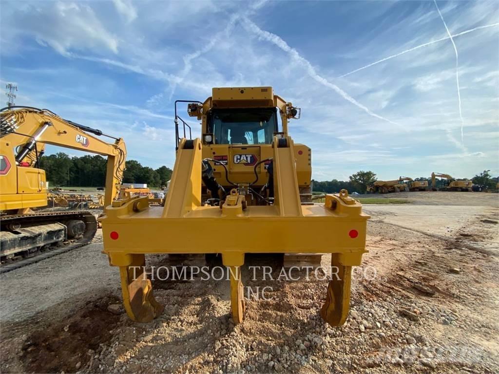 CAT D8 Buldožerji goseničarji