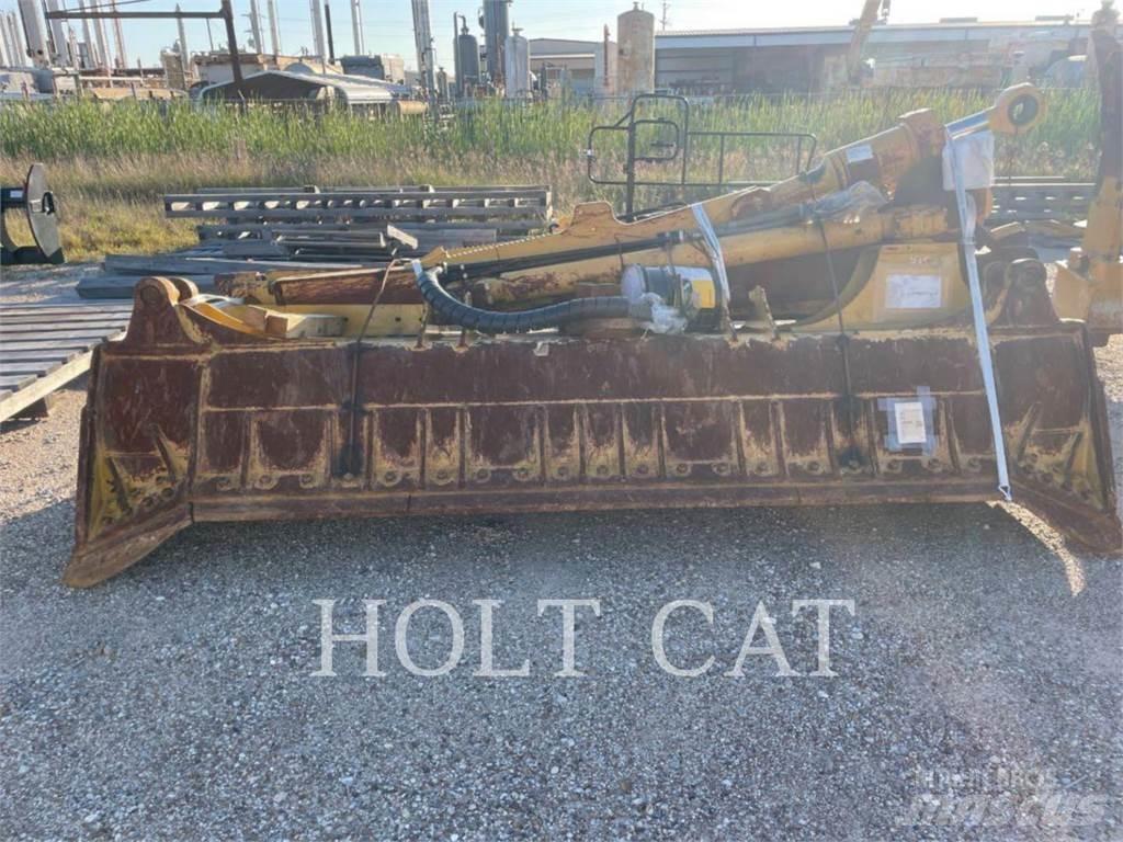 CAT D8 Buldožerji goseničarji