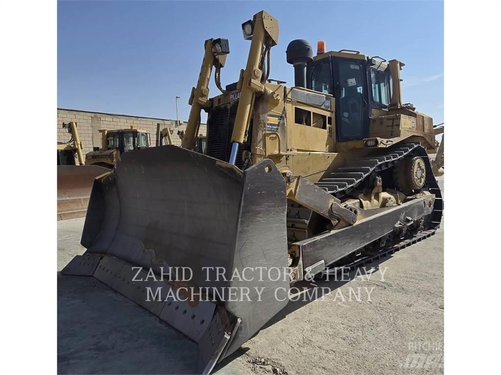 CAT D8R Buldožerji goseničarji