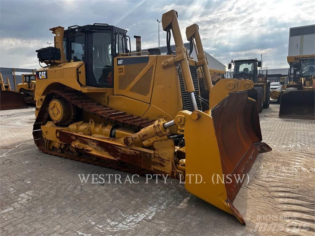 CAT D8T Buldožerji goseničarji