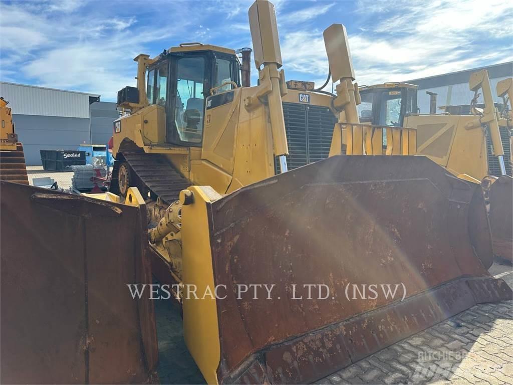 CAT D8T Buldožerji goseničarji