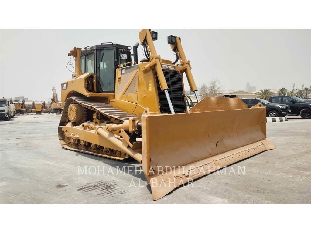 CAT D8T Buldožerji goseničarji