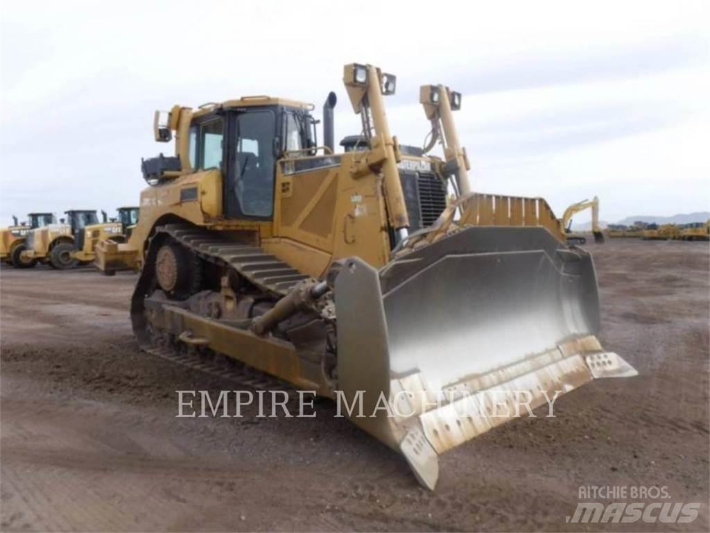 CAT D8T Buldožerji goseničarji