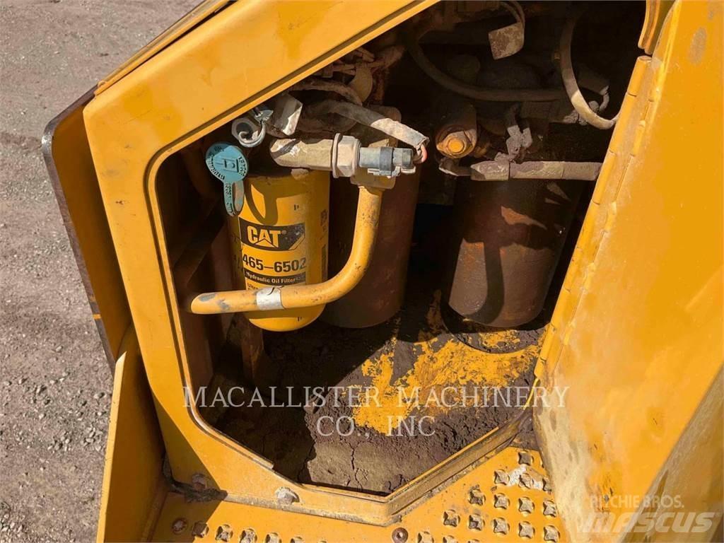 CAT D8T Buldožerji goseničarji