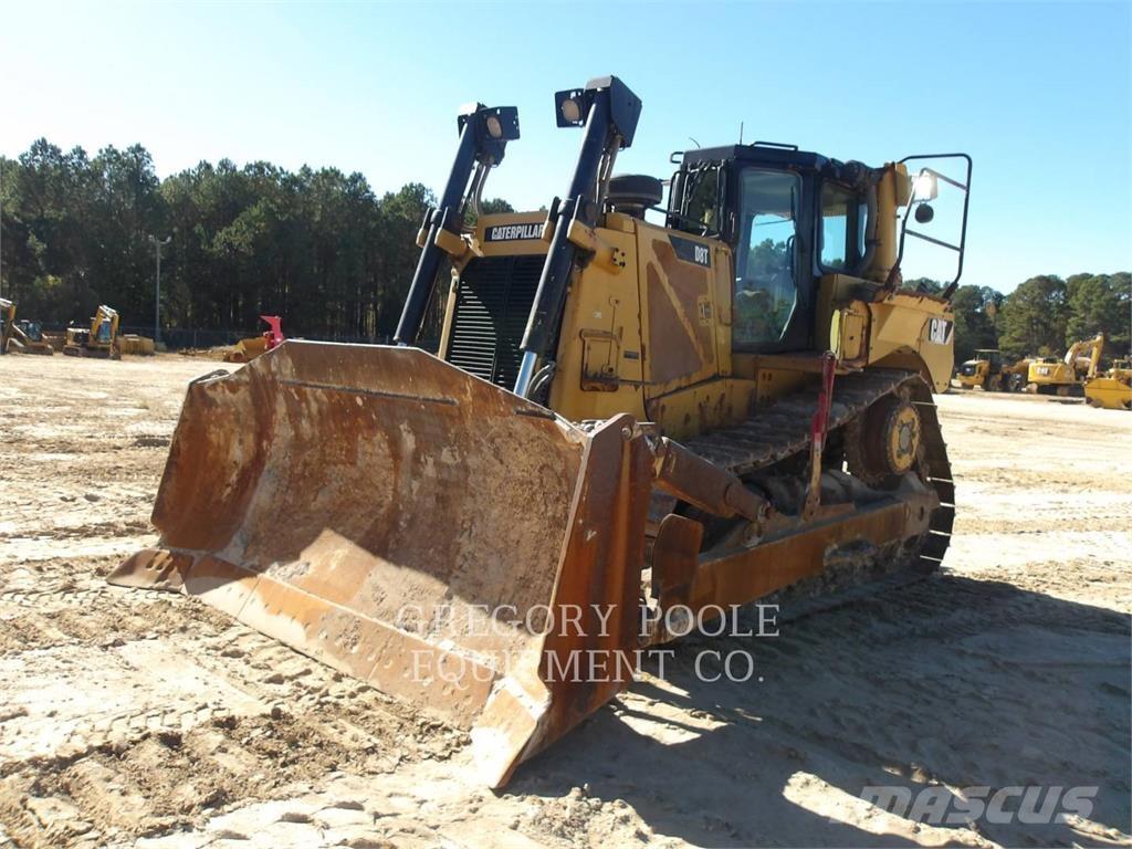 CAT D8T Buldožerji goseničarji