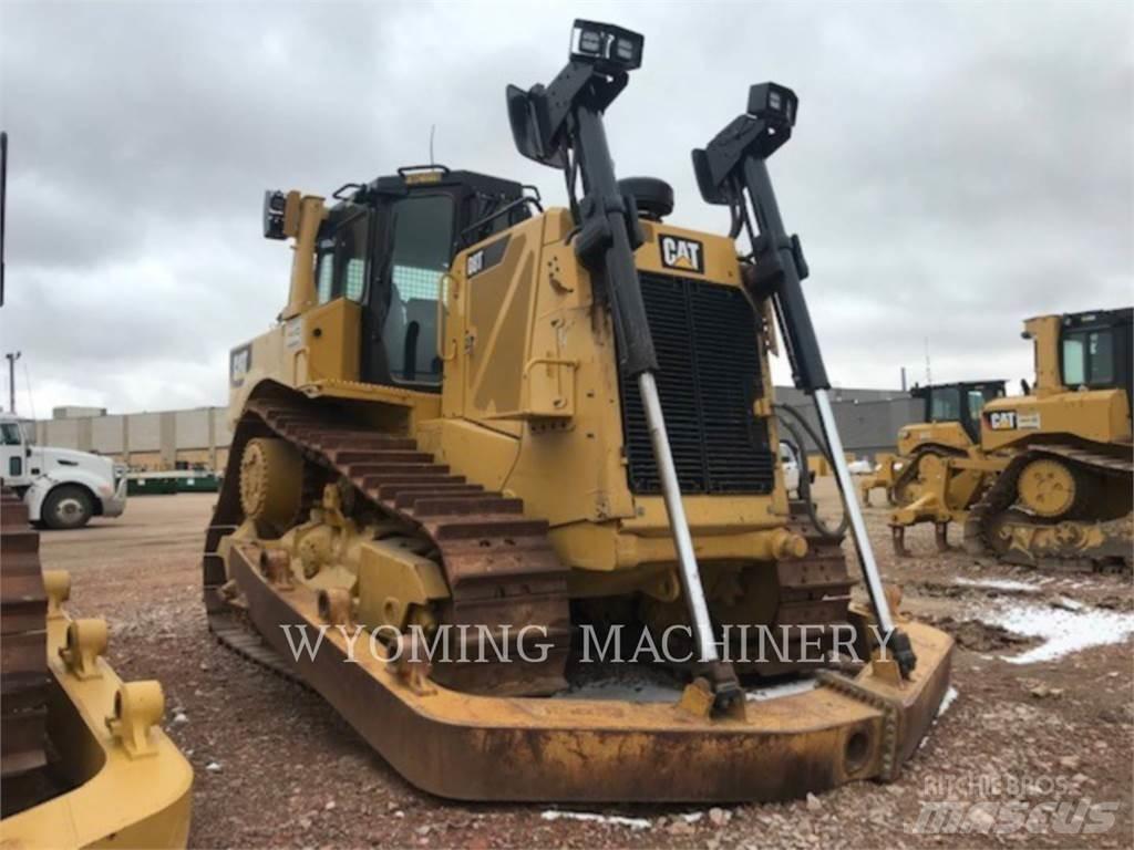 CAT D8T Buldožerji goseničarji