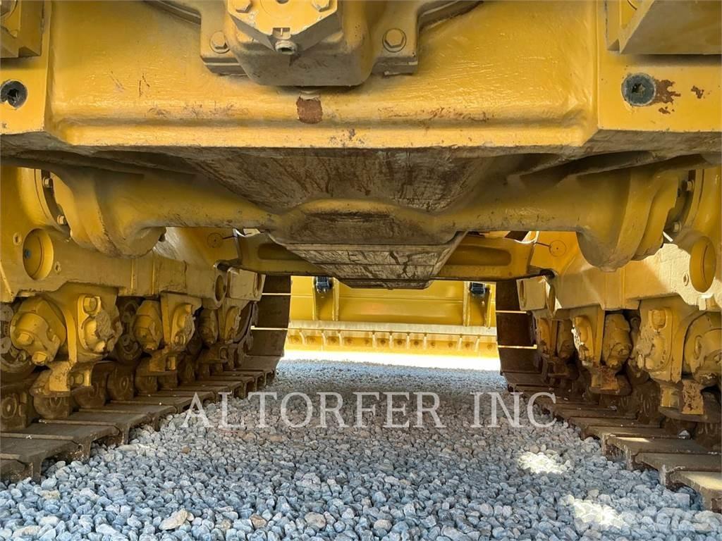 CAT D8T W Buldožerji goseničarji