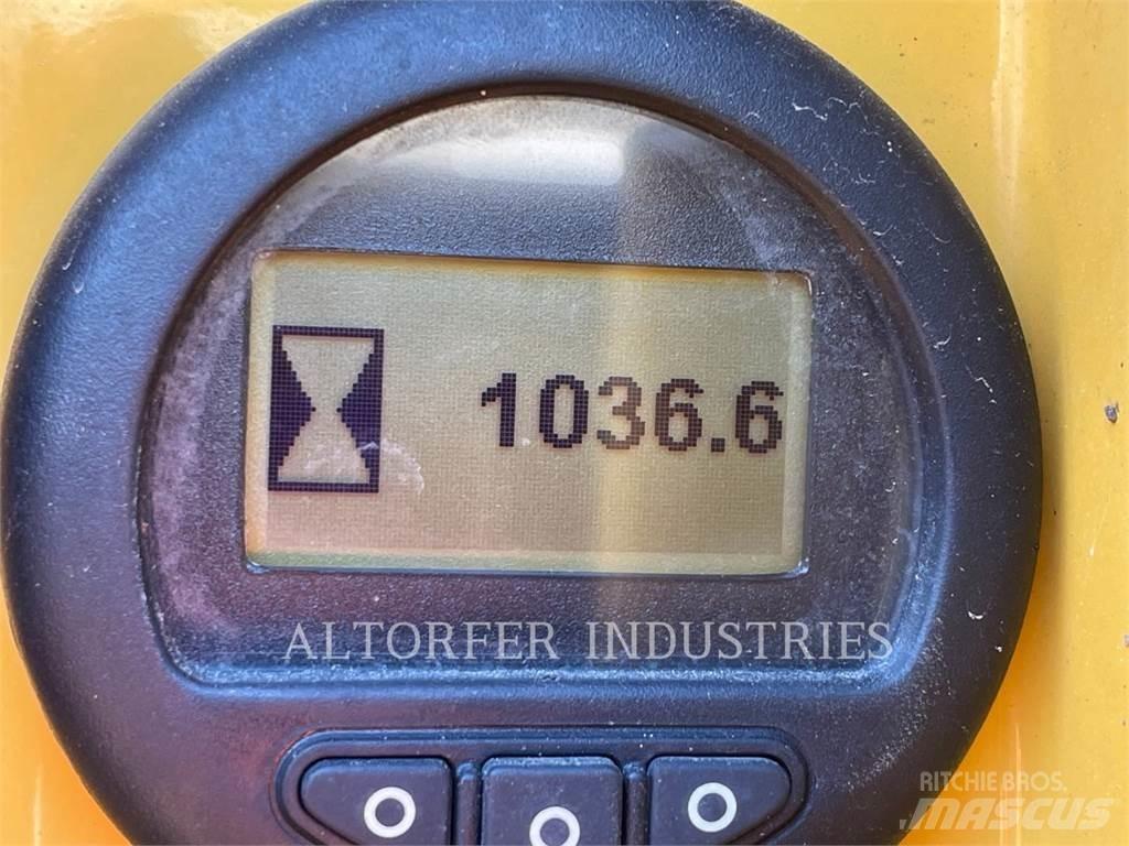 CAT D8T W Buldožerji goseničarji
