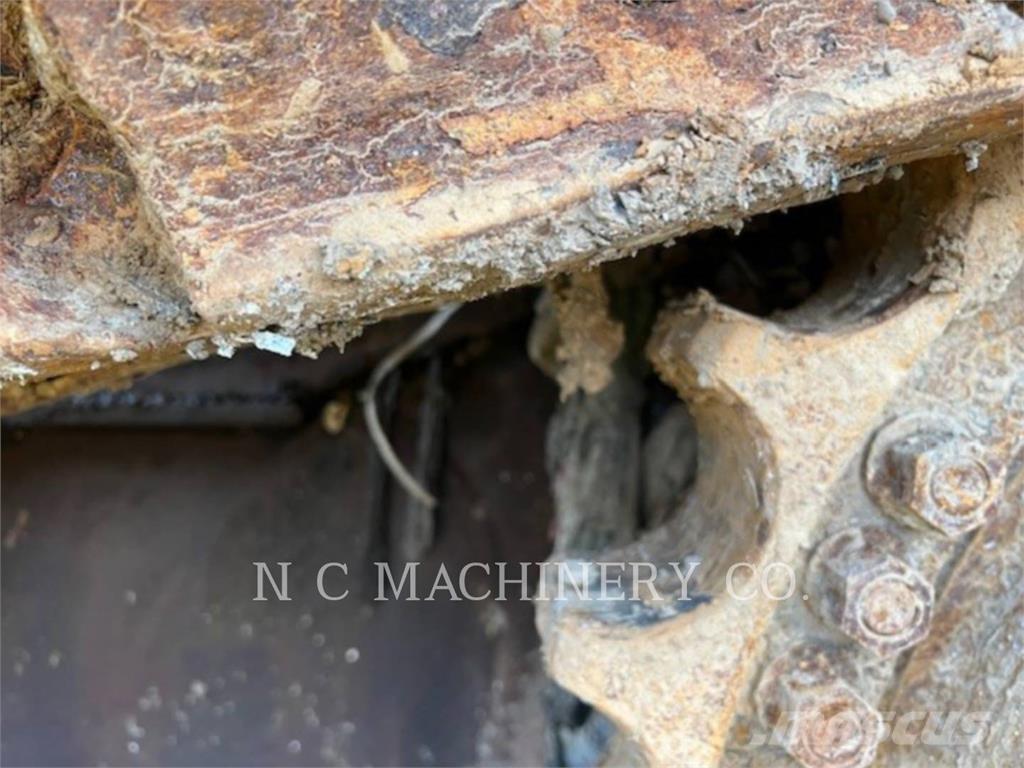 CAT D8T WH Kiper tovornjaki