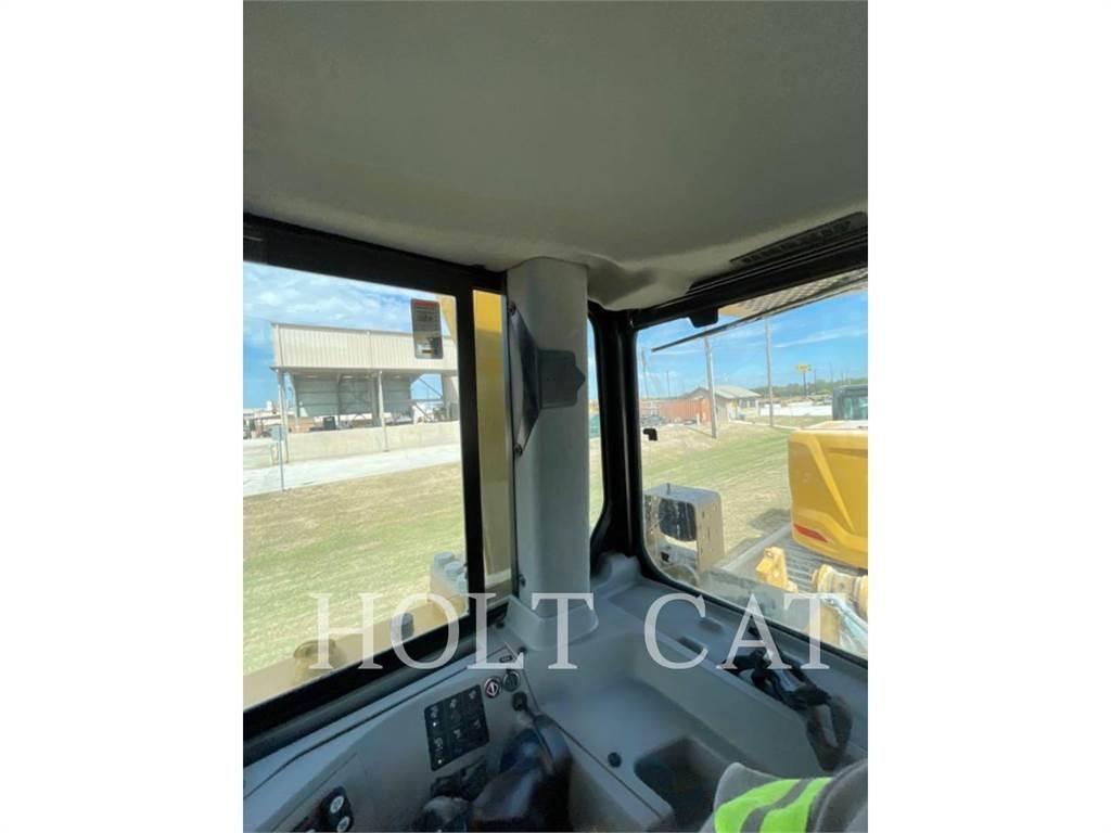 CAT D8T WHA Buldožerji goseničarji
