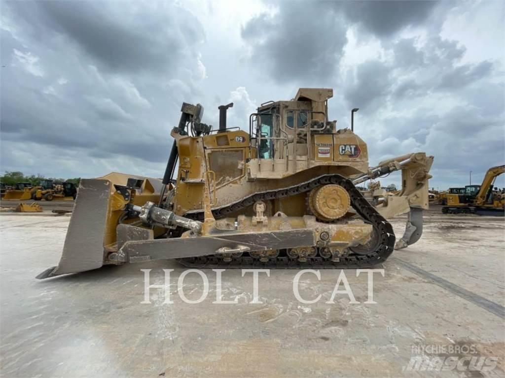 CAT D9 Buldožerji goseničarji