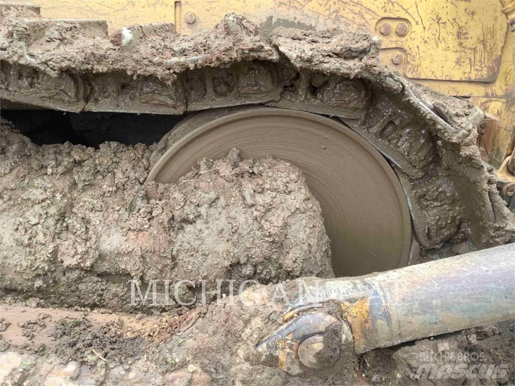 CAT D9H Buldožerji goseničarji