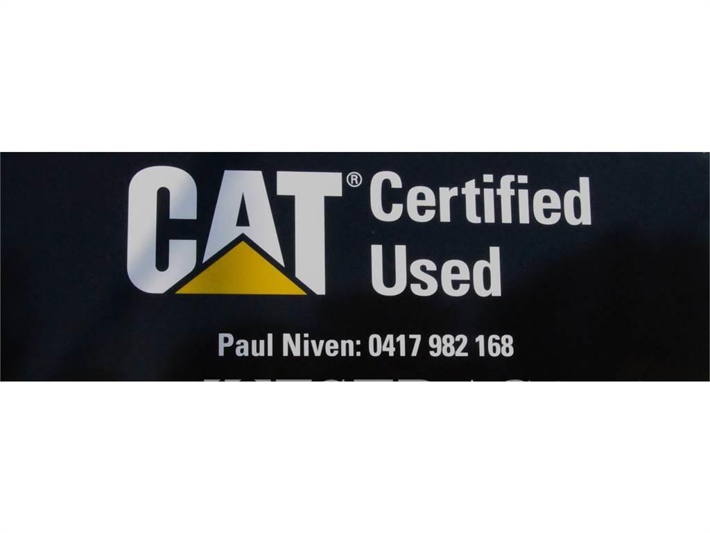 CAT D9T Buldožerji goseničarji