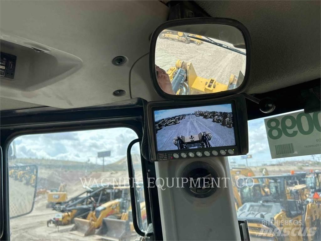 CAT D9T Buldožerji goseničarji