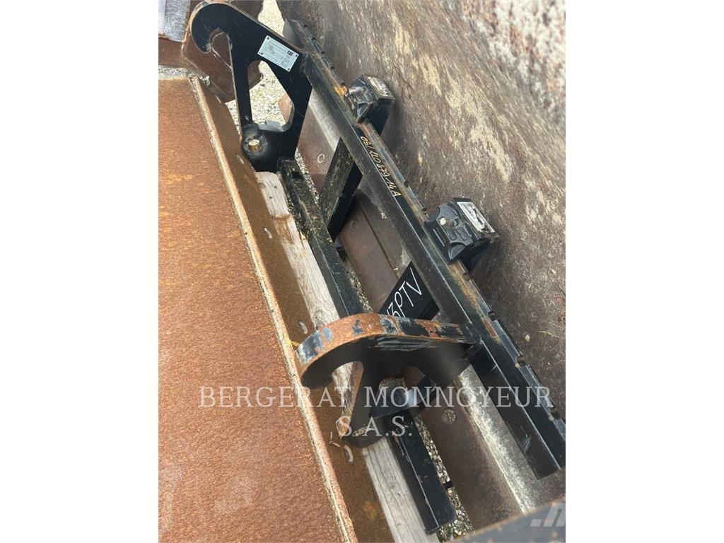 CAT FOURCHE 906 Gradbeništvo - drugo