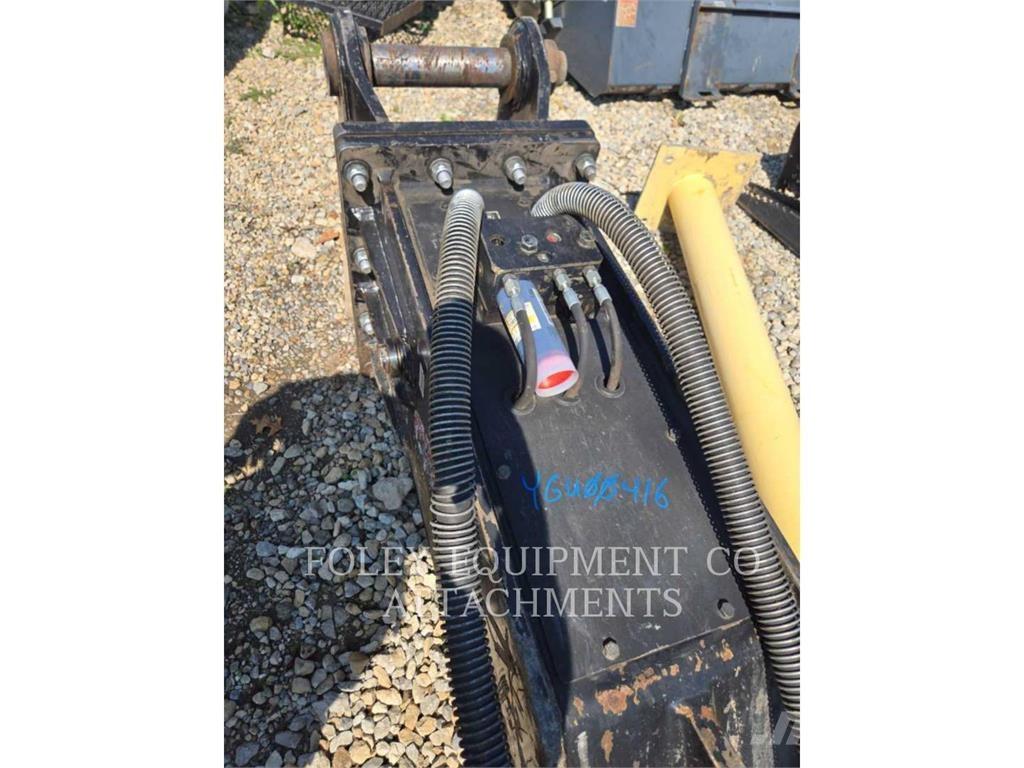 CAT HB120GCS Bagri goseničarji