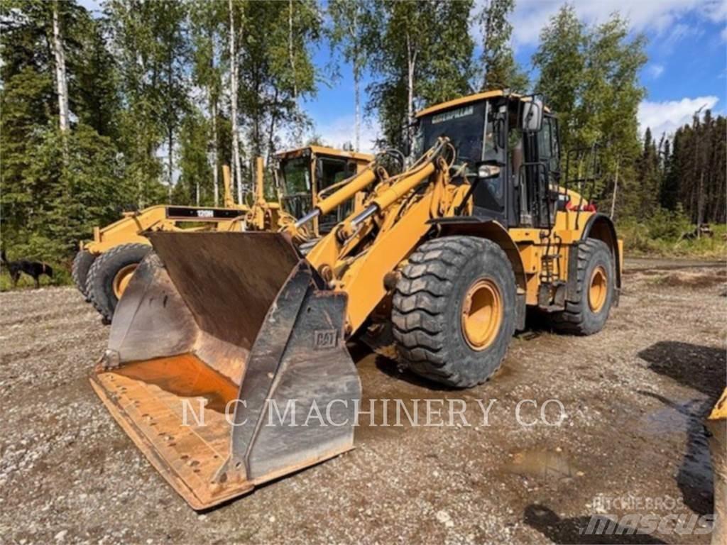 CAT IT62H Kolesni nakladalci