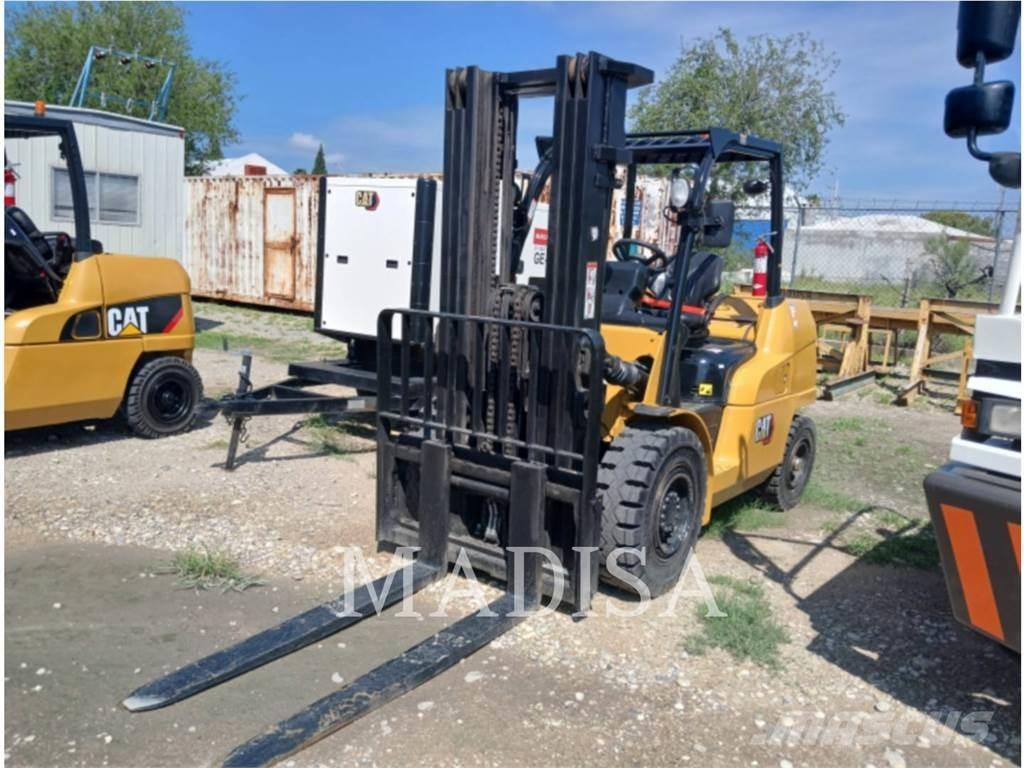 CAT LIFT TRUCKS DP50CNM Dizelski viličarji